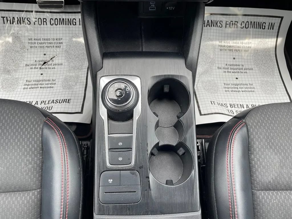 Used 2023 Ford Escape ST-Line Select AWD/4WD image 36