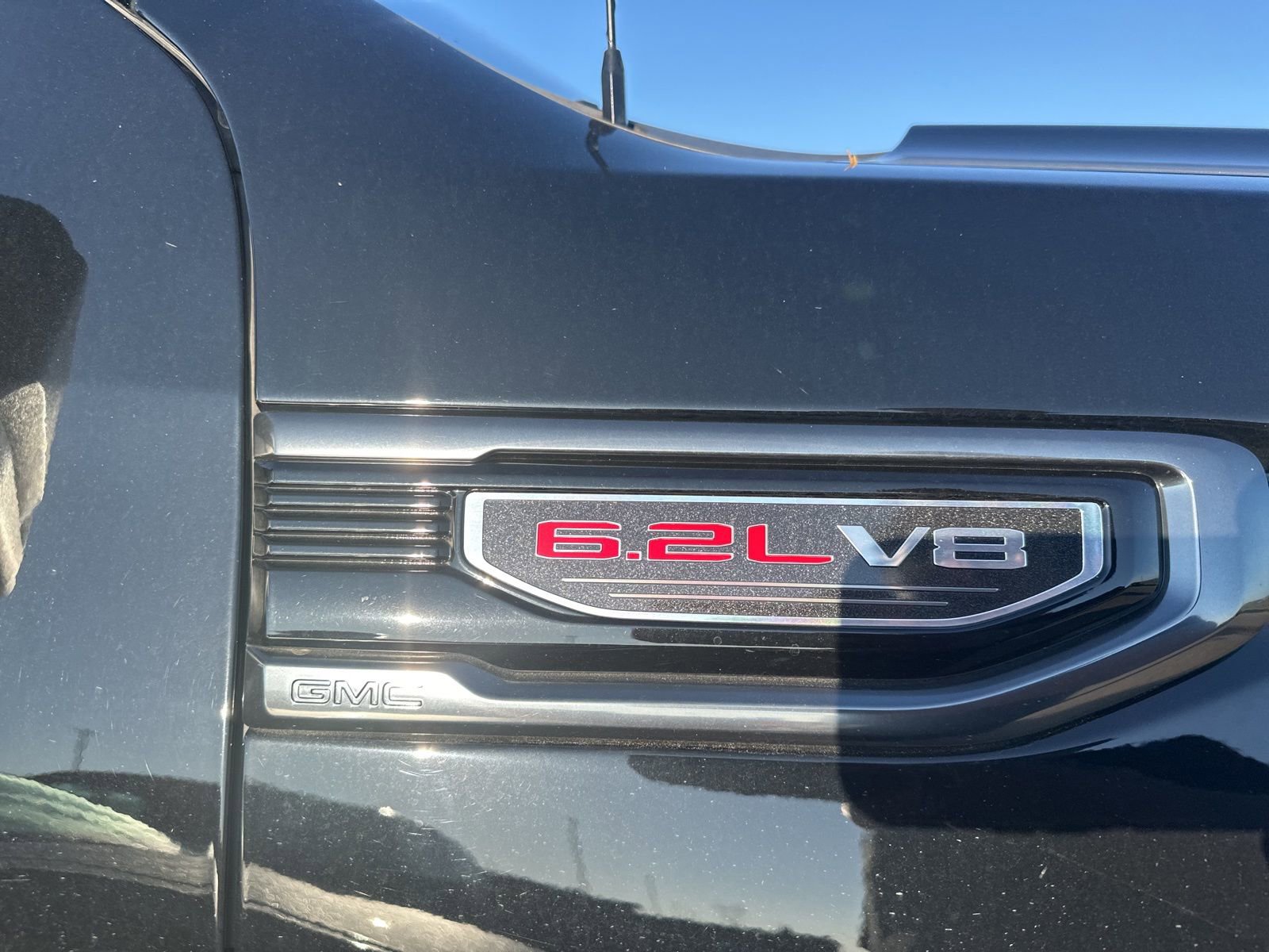 Used 2020 GMC Sierra 1500 AT4 w/ AT4 Premium Package image 6