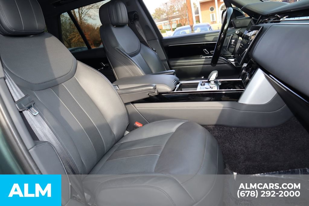 Used 2023 Land Rover Range Rover SE image 33