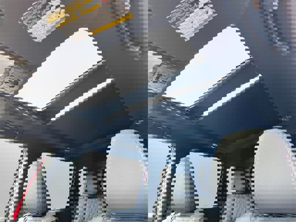 New 2025 Mitsubishi Outlander 4WD Plug-In Hybrid image 25