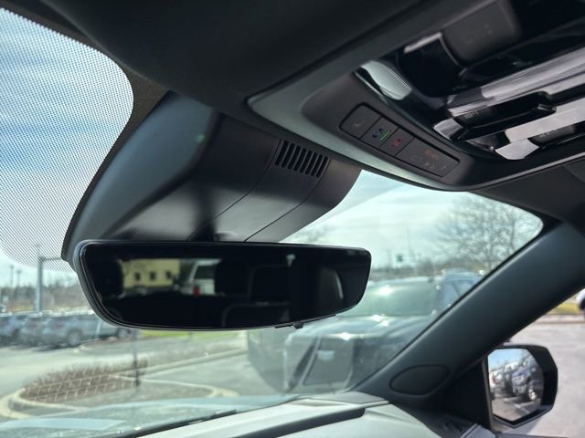 New 2026 GMC Yukon AT4 Ultimate w/ LPO, Illumination Package image 37