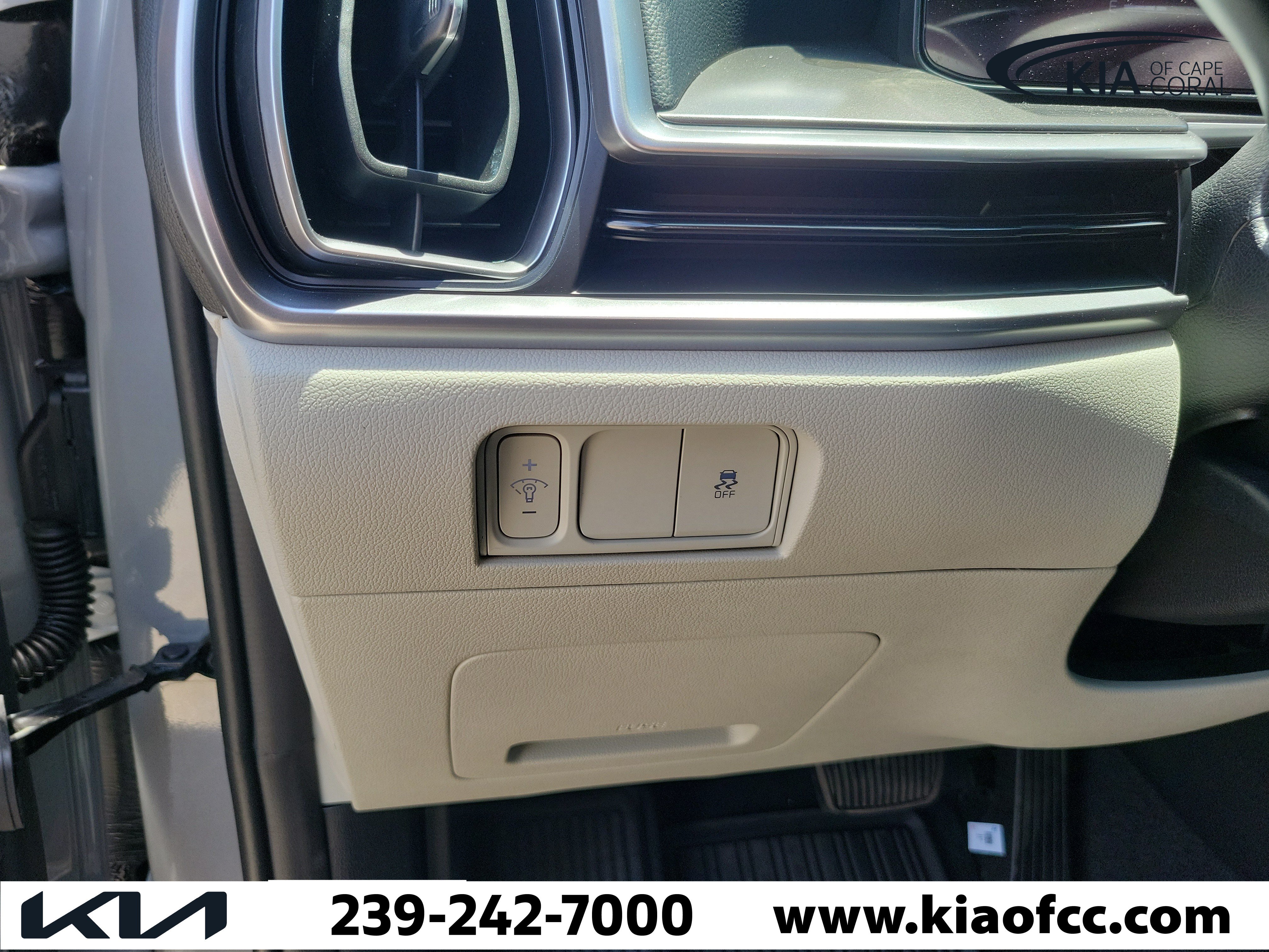 New 2026 Kia Sorento S w/ S Panoramic Sunroof Package FWD image 22