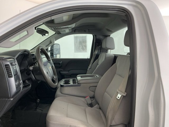 Used 2016 Chevrolet Silverado 3500 W/T w/ Snow Plow Prep Package image 10