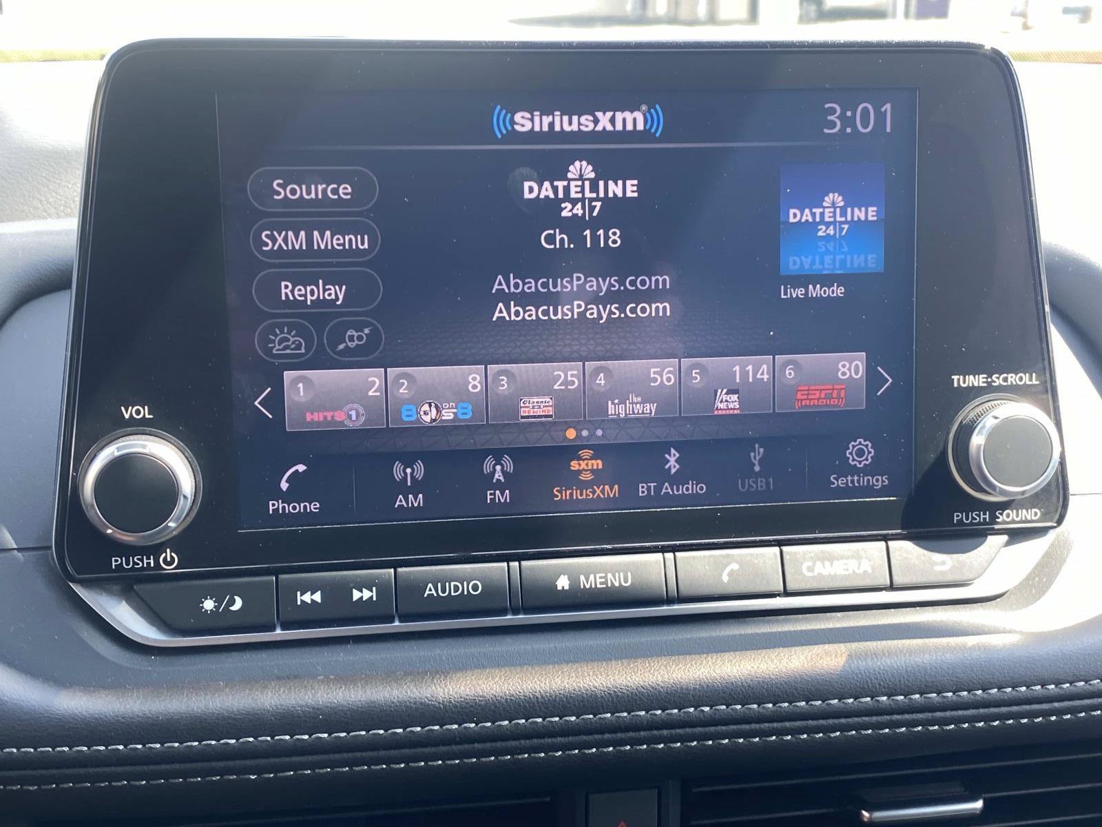 Used 2025 Nissan Rogue SV FWD image 25