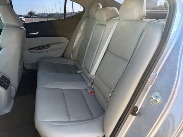 Used 2016 Acura TLX FWD image 6