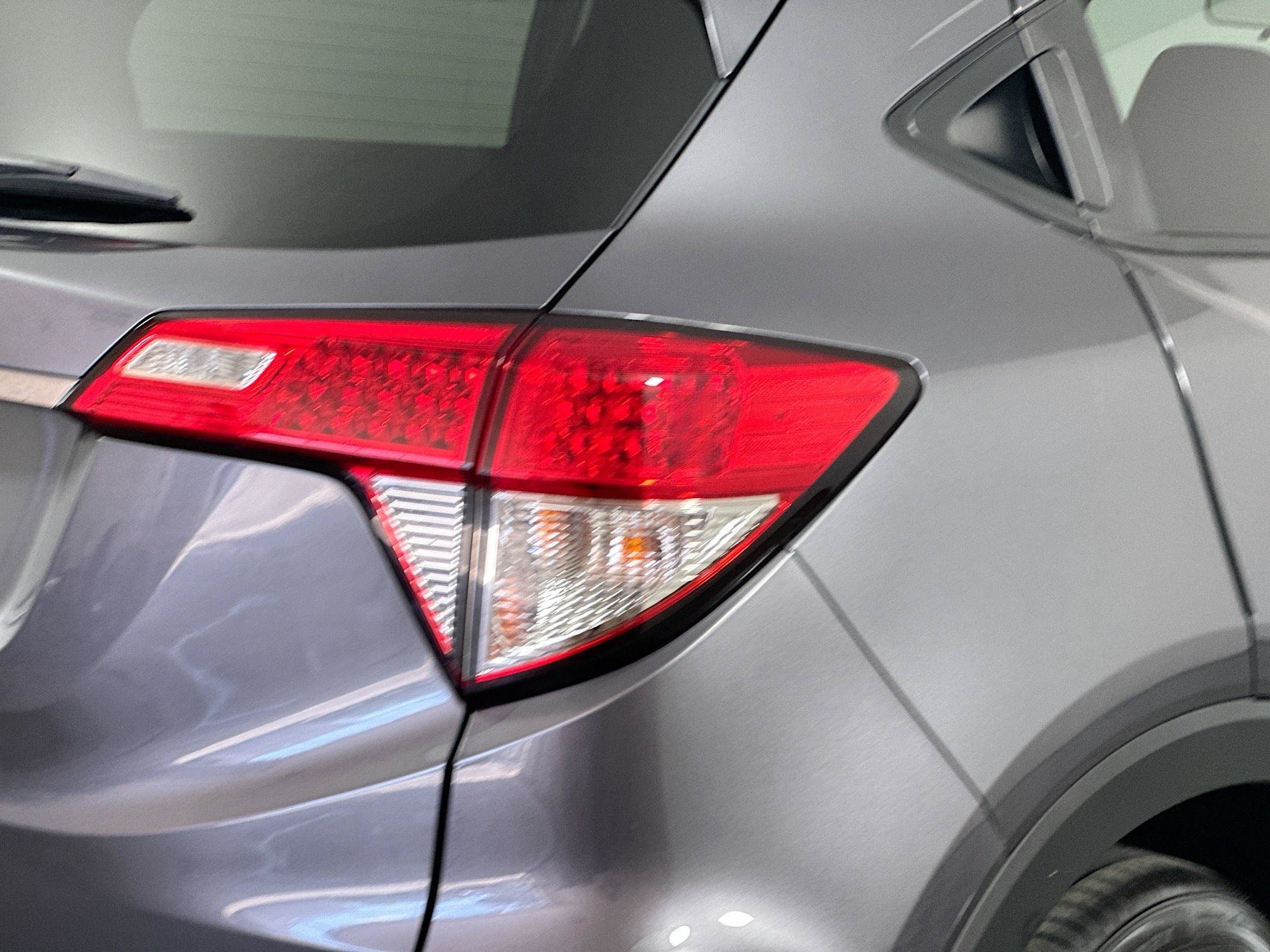 Used 2022 Honda HR-V EX image 25