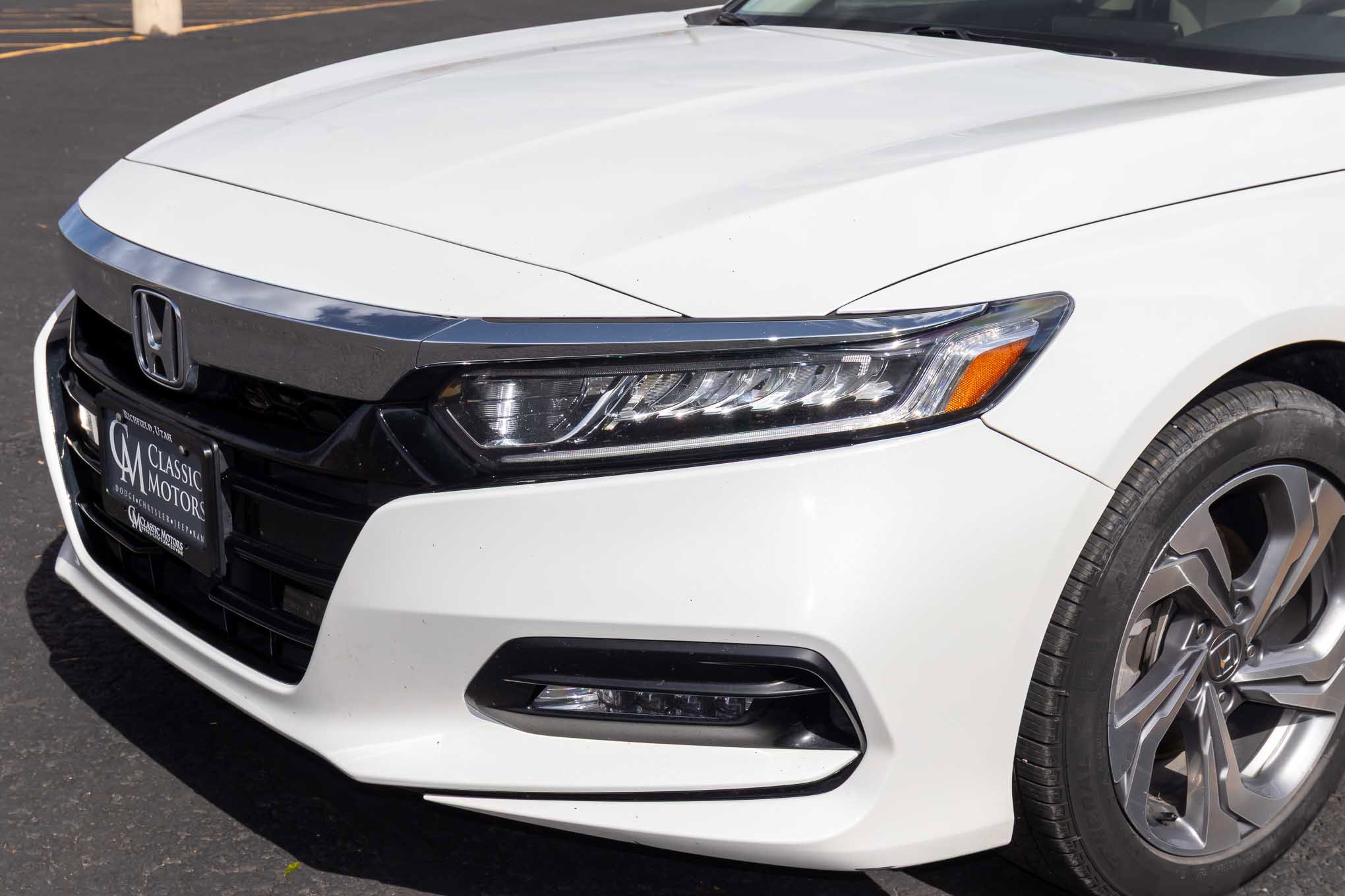Used 2018 Honda Accord EX image 36