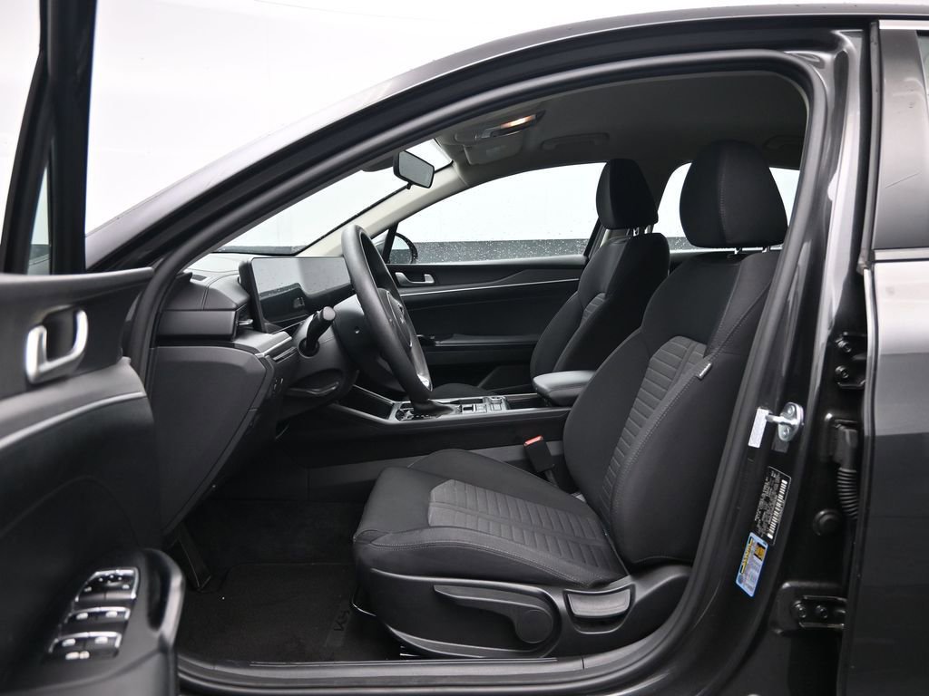 Used 2025 Kia K5 LXS FWD image 24