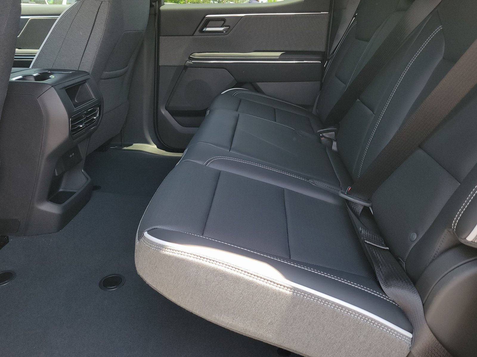 New 2026 GMC Sierra EV Elevation image 7