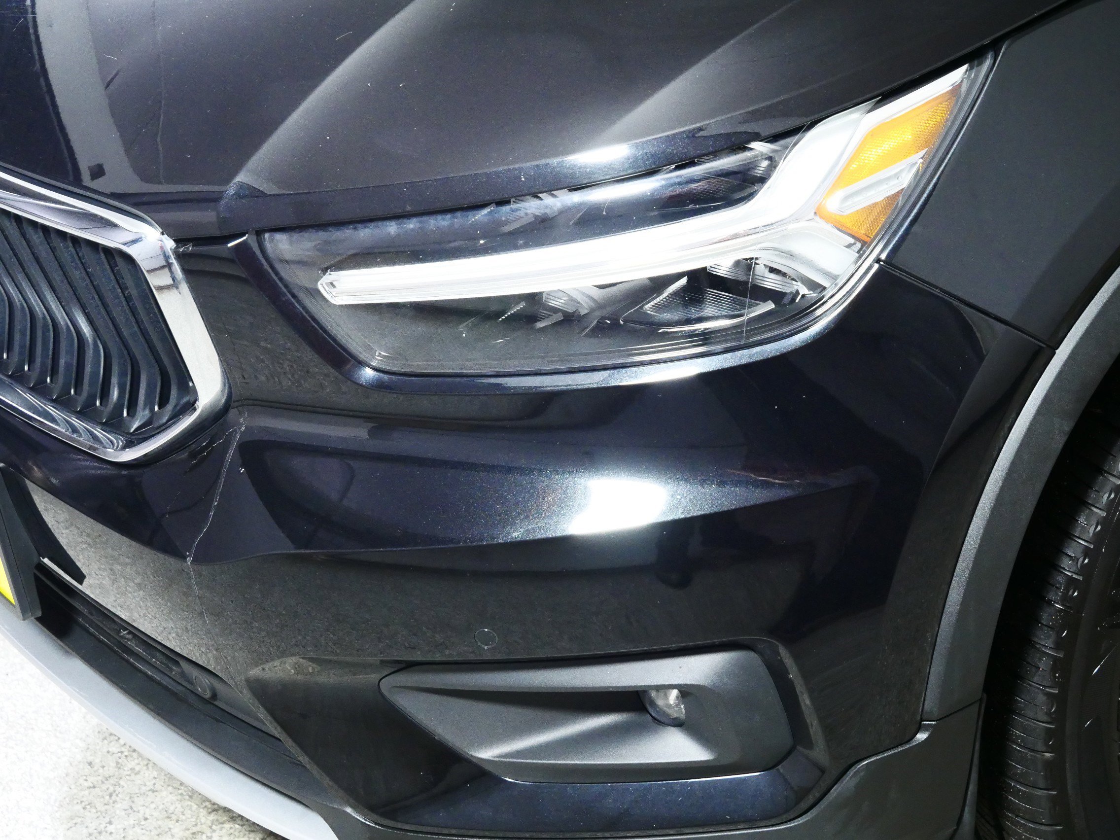 Used 2021 Volvo XC40 T5 Momentum image 16