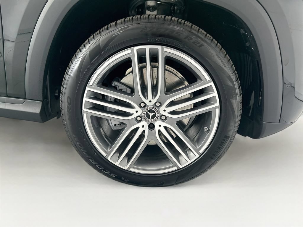 New 2026 Mercedes-Benz GLS 450 4MATIC image 31