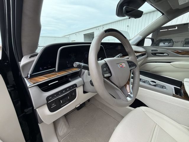 Certified 2024 Cadillac Escalade Sport Platinum AWD/4WD image 11