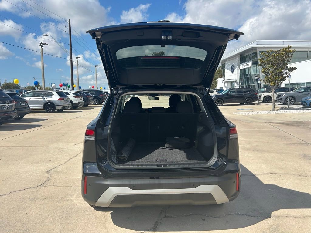 Certified 2025 Volkswagen Tiguan S image 39