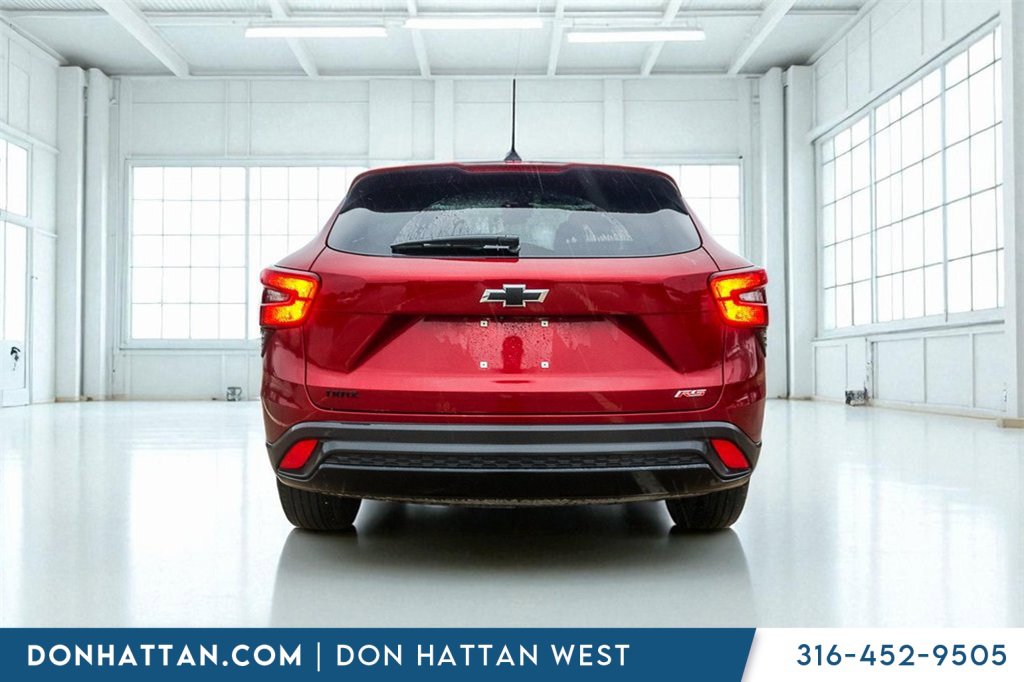 Used 2024 Chevrolet Trax RS image 23