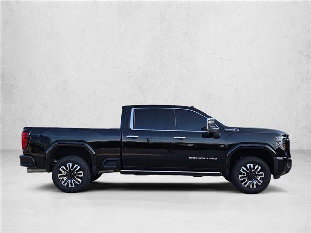 Used 2025 GMC Sierra 2500 Denali Ultimate AWD/4WD image 4