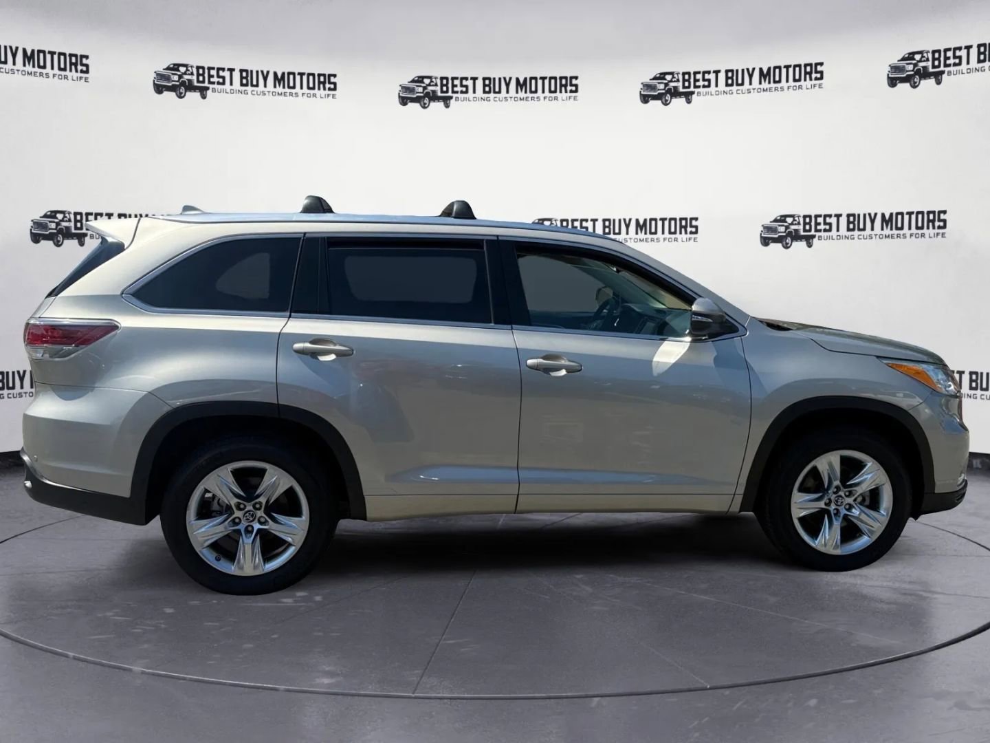 Used 2016 Toyota Highlander Limited image 10