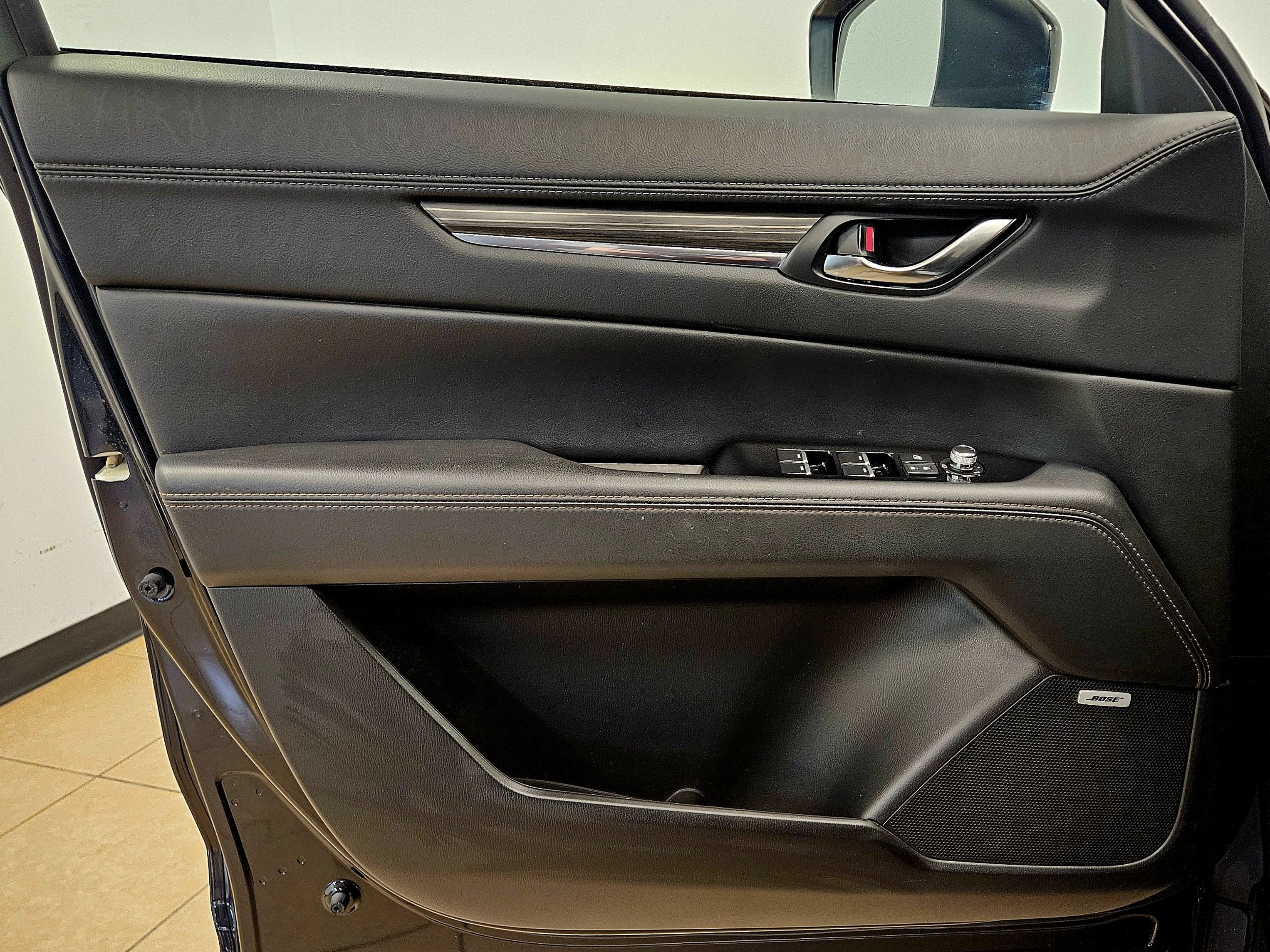 Used 2023 MAZDA CX-5 AWD 2.5 S w/ Premium Plus Pkg image 12