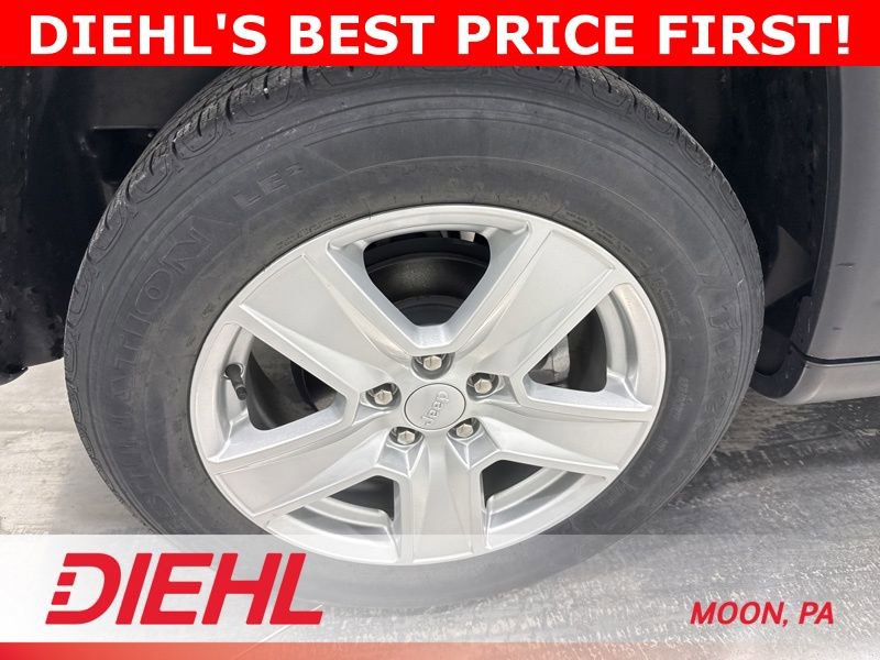Used 2022 Jeep Compass Latitude w/ Convenience Group AWD/4WD image 8