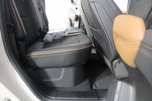 New 2026 GMC Canyon AT4 image 18