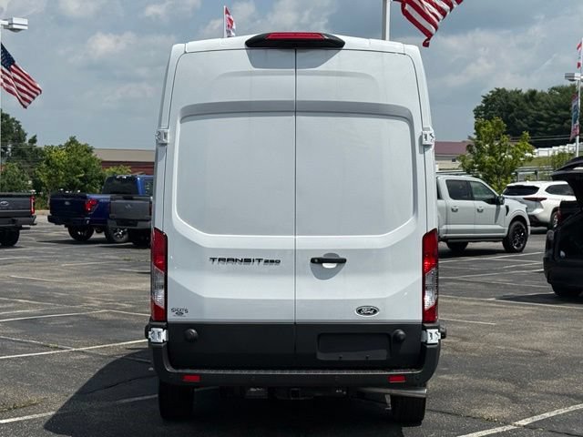 New 2026 Ford Transit 250 148 High Roof RWD image 4