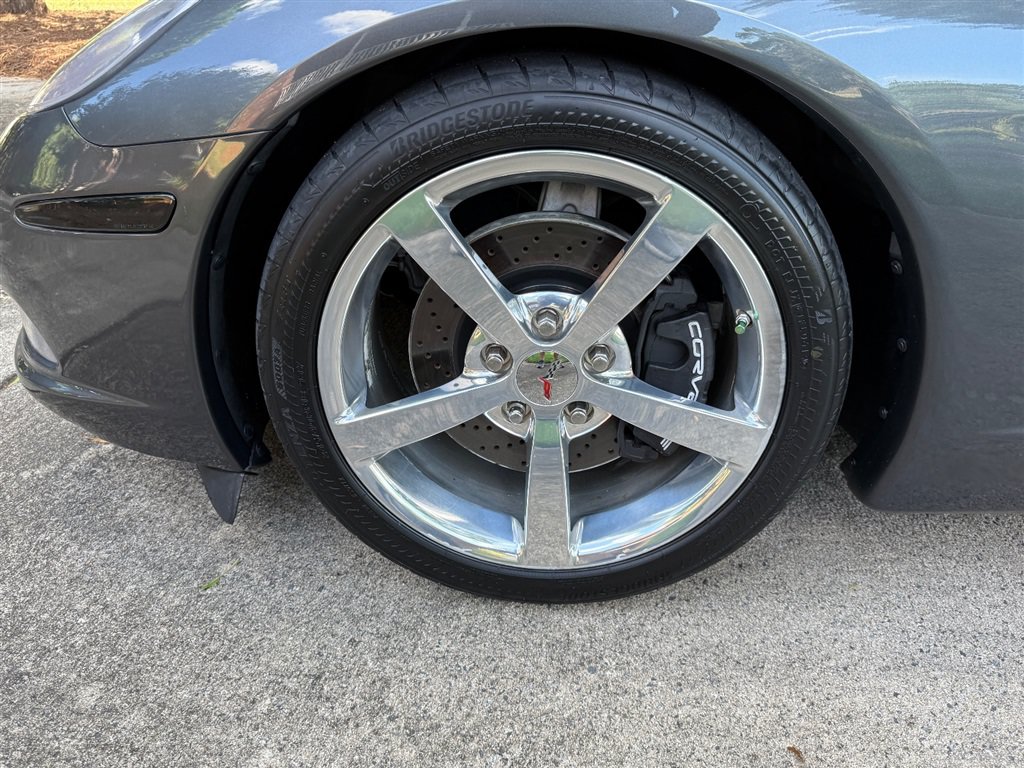 Used 2009 Chevrolet Corvette Coupe RWD image 23