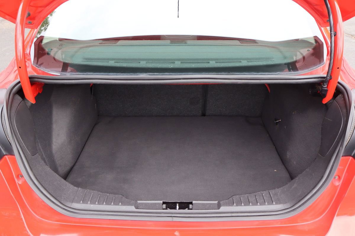 Used 2016 Ford Focus SE FWD image 14