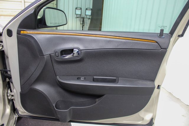 Used 2011 Chevrolet Malibu LT w/ HFV6 Engine Package image 12