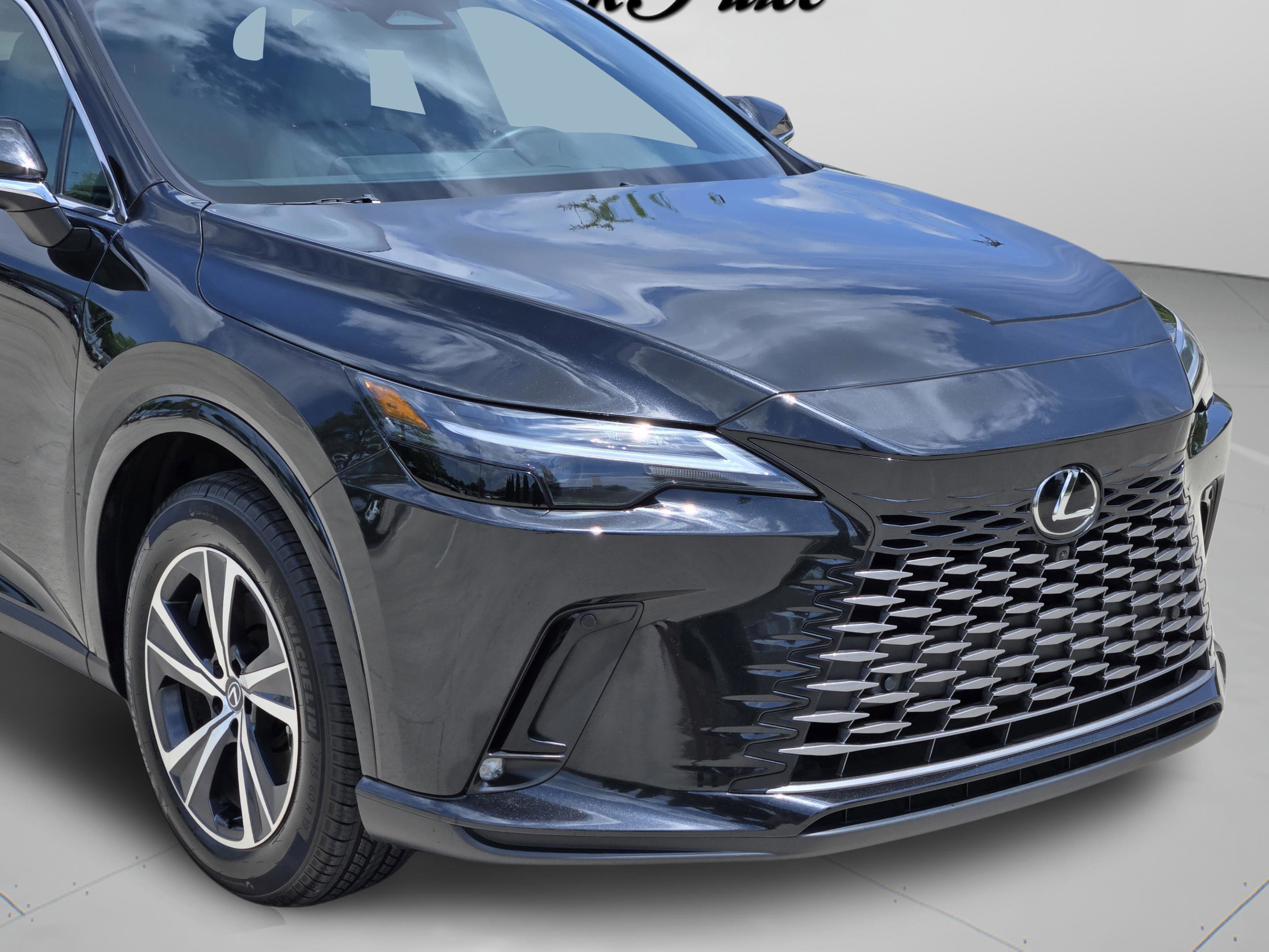 Used 2025 Lexus RX 350 Premium w/ Convenience Package FWD image 30