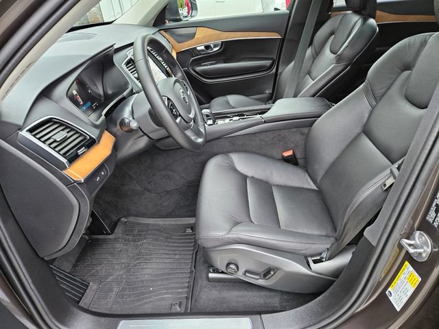 Certified 2024 Volvo XC90 T8 Plus w/ Protection Package Premier AWD/4WD image 16