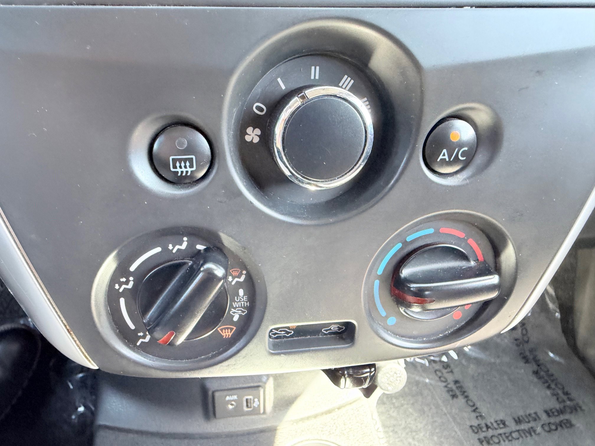 Used 2019 Nissan Versa SV image 27