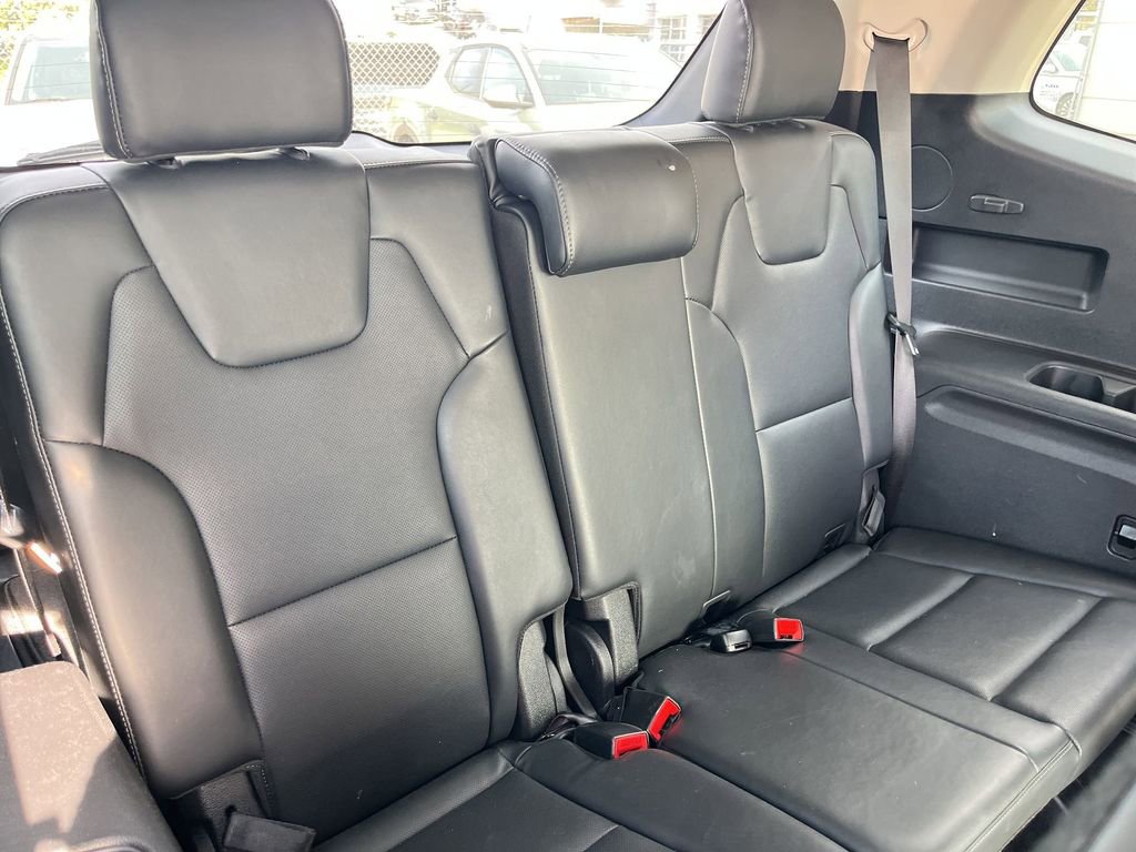 Used 2025 Kia Telluride S AWD/4WD image 29