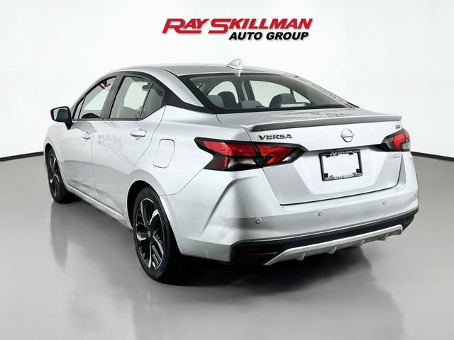 Used 2024 Nissan Versa SR FWD image 5