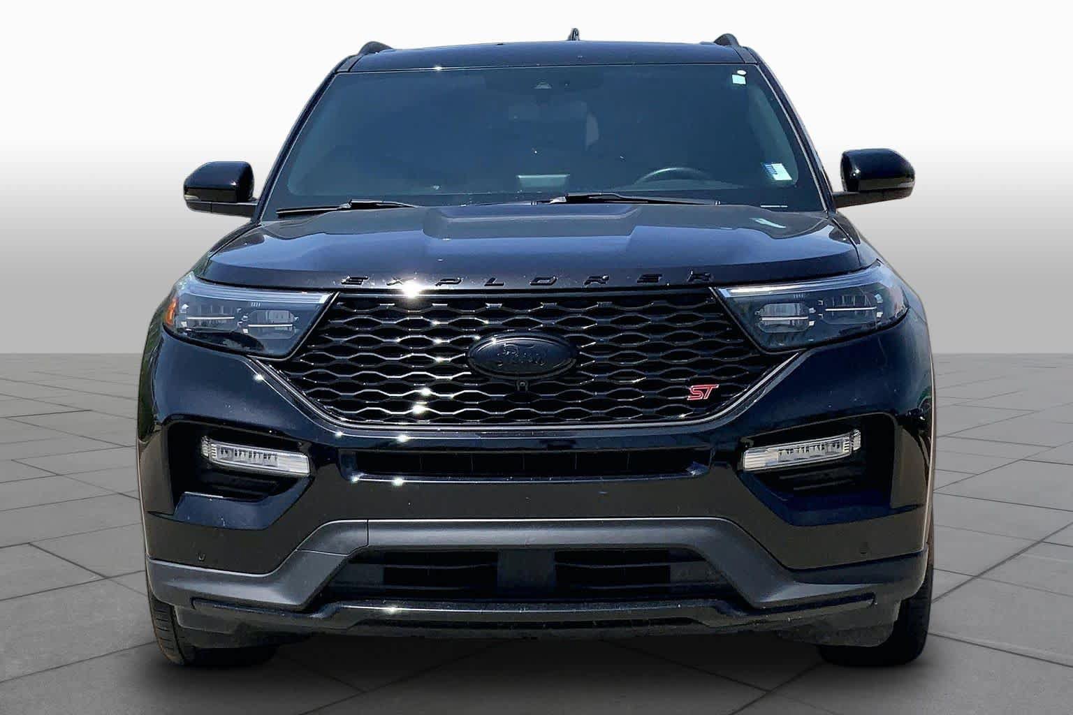 Used 2023 Ford Explorer ST w/ Equipment Group 401A AWD/4WD image 3