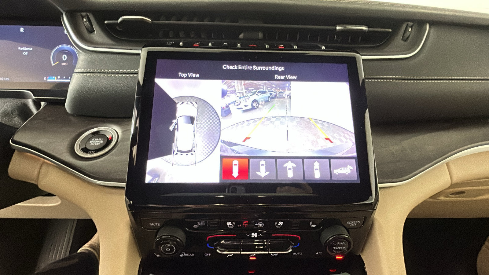 Used 2023 Jeep Grand Cherokee L Limited w/ Luxury Tech Group II AWD/4WD image 29