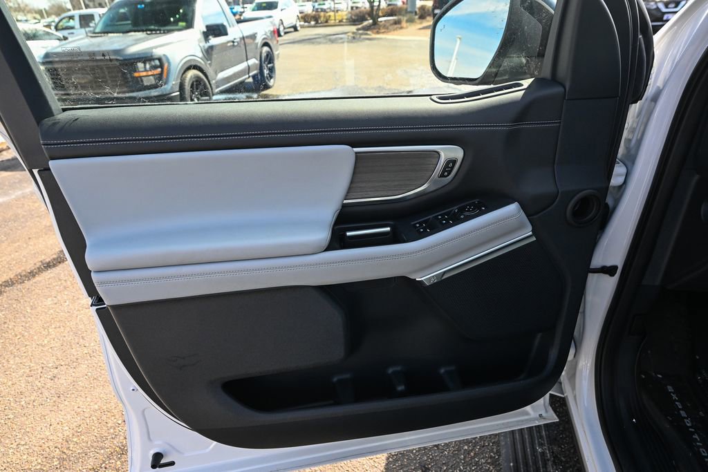New 2026 Ford Expedition Platinum w/ Driver's Package image 18