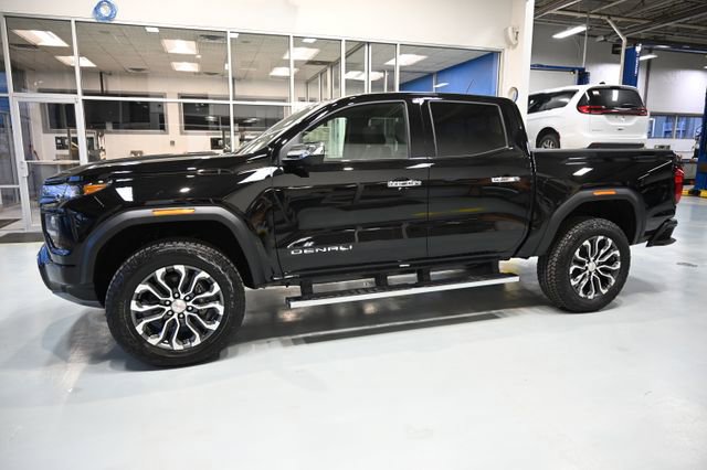 New 2026 GMC Canyon Denali image 9