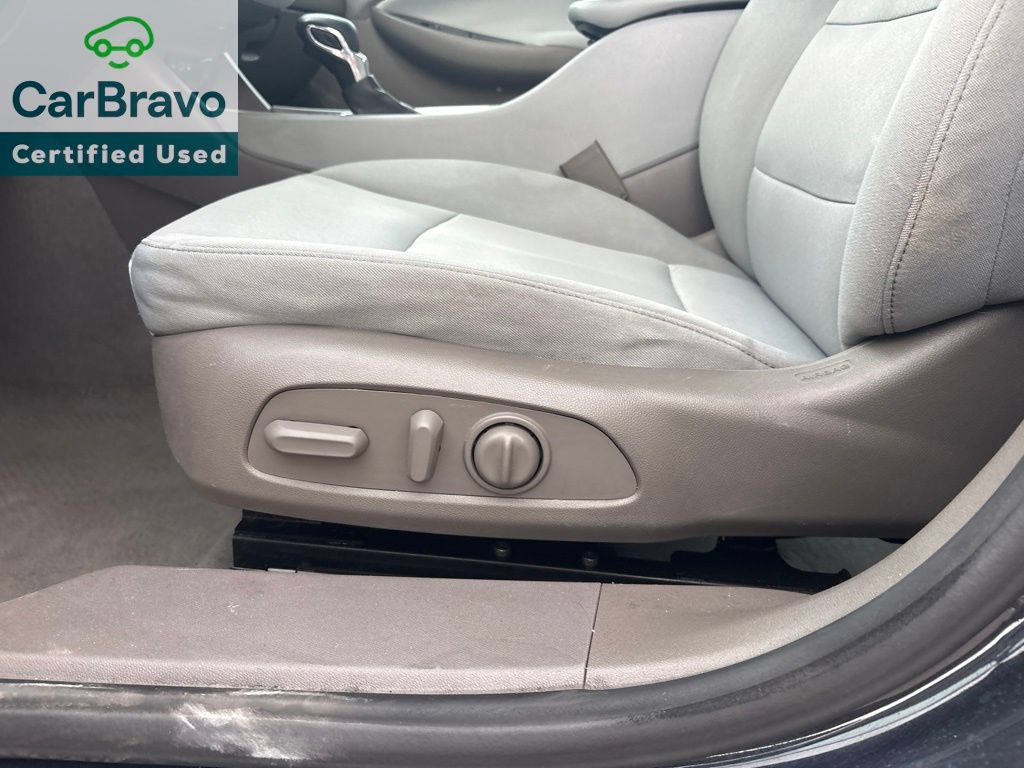 Certified 2022 Chevrolet Malibu LS w/ Driver Confidence Package II FWD image 8