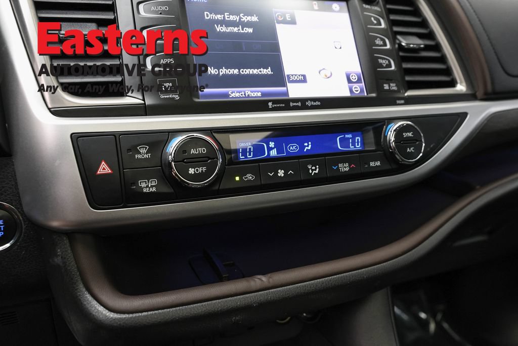 Used 2019 Toyota Highlander Limited Platinum AWD/4WD image 20
