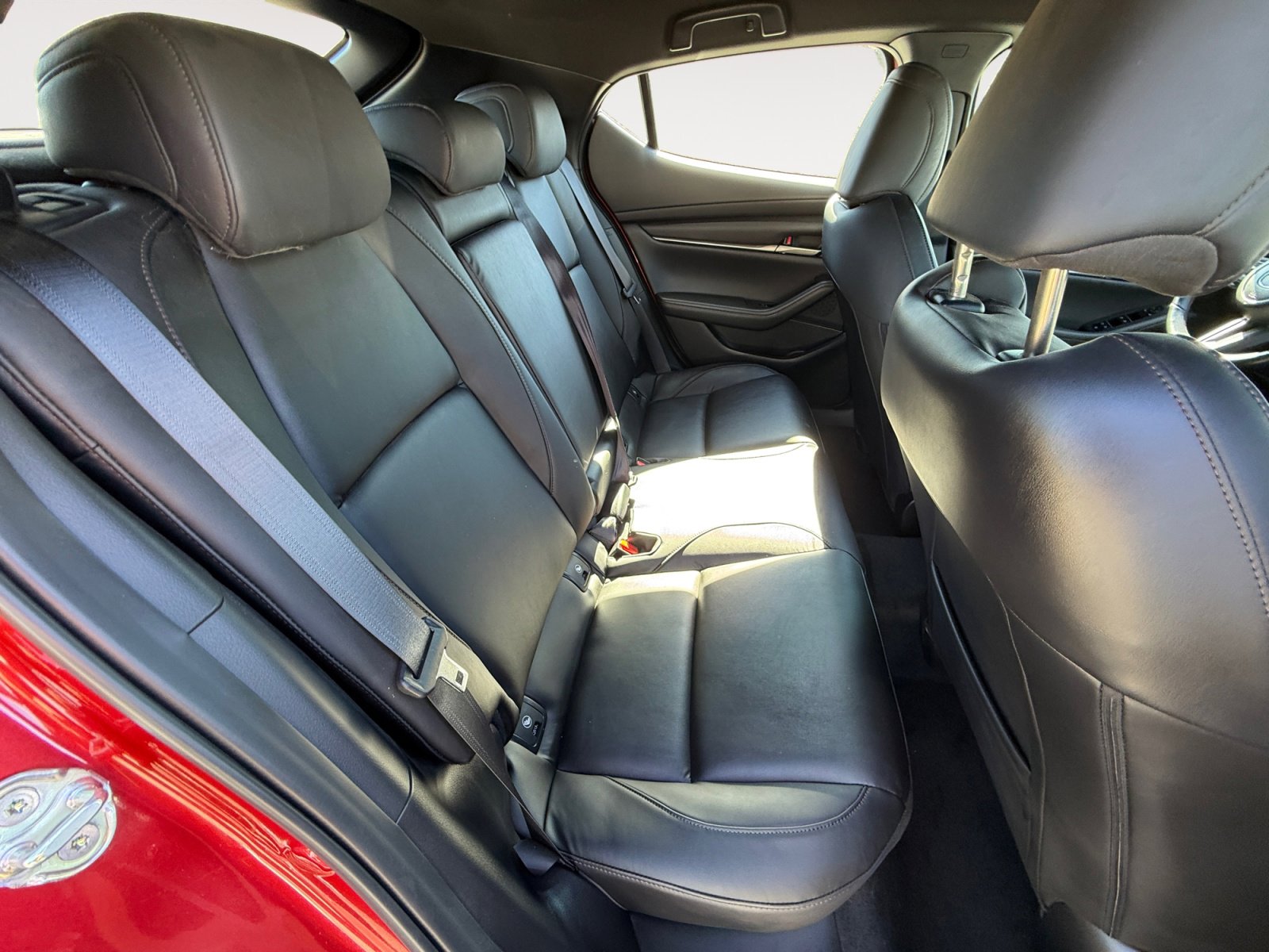 Used 2023 MAZDA MAZDA3 s image 18