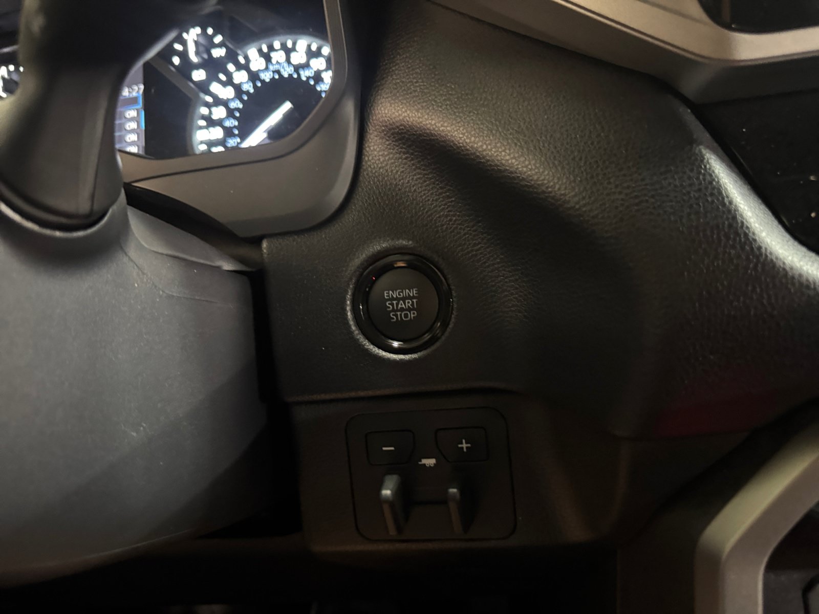Certified 2026 Toyota Tundra SR5 w/ SR5 Convenience Package AWD/4WD image 28