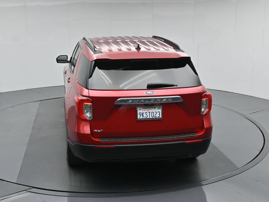 Certified 2023 Ford Explorer XLT RWD image 45