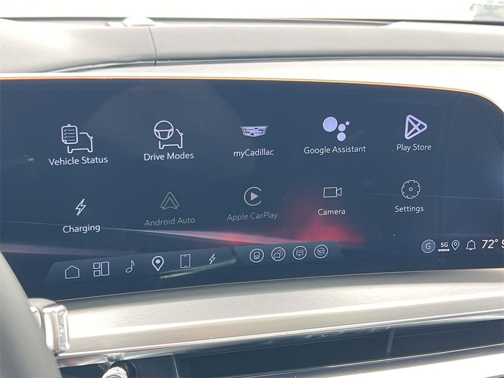 New 2026 Cadillac Lyriq V image 17