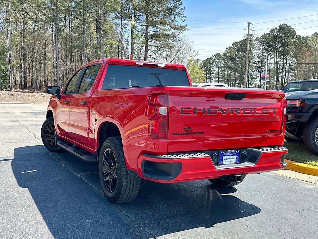 Used 2024 Chevrolet Silverado 1500 Custom w/ Turbomax Blackout Package image 6