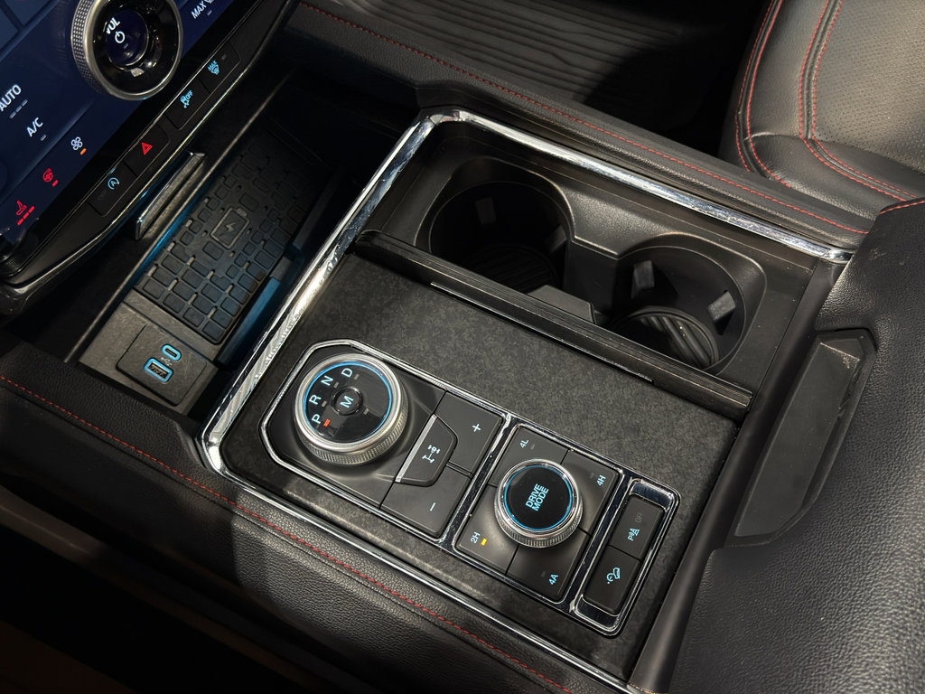 Used 2023 Ford Expedition Limited image 25