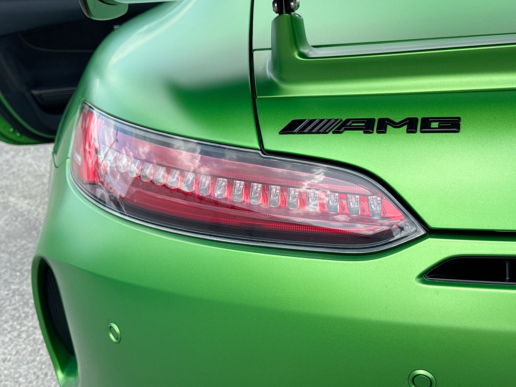 Used 2018 Mercedes-Benz AMG GT R image 9