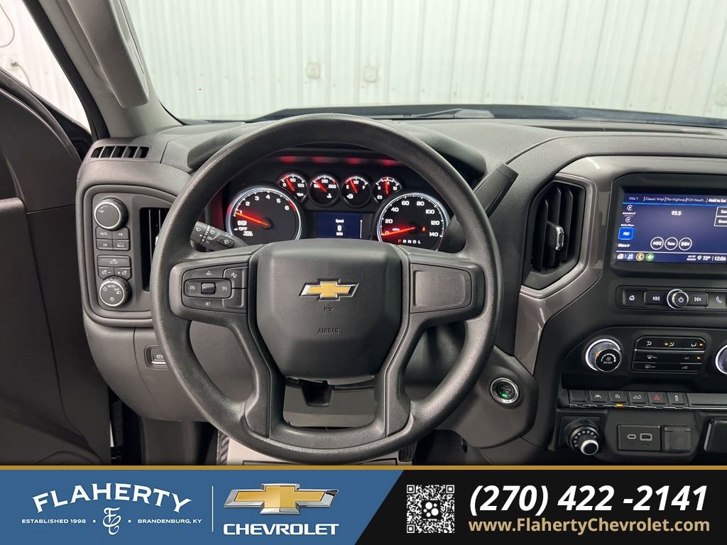 Used 2023 Chevrolet Silverado 1500 Custom image 25