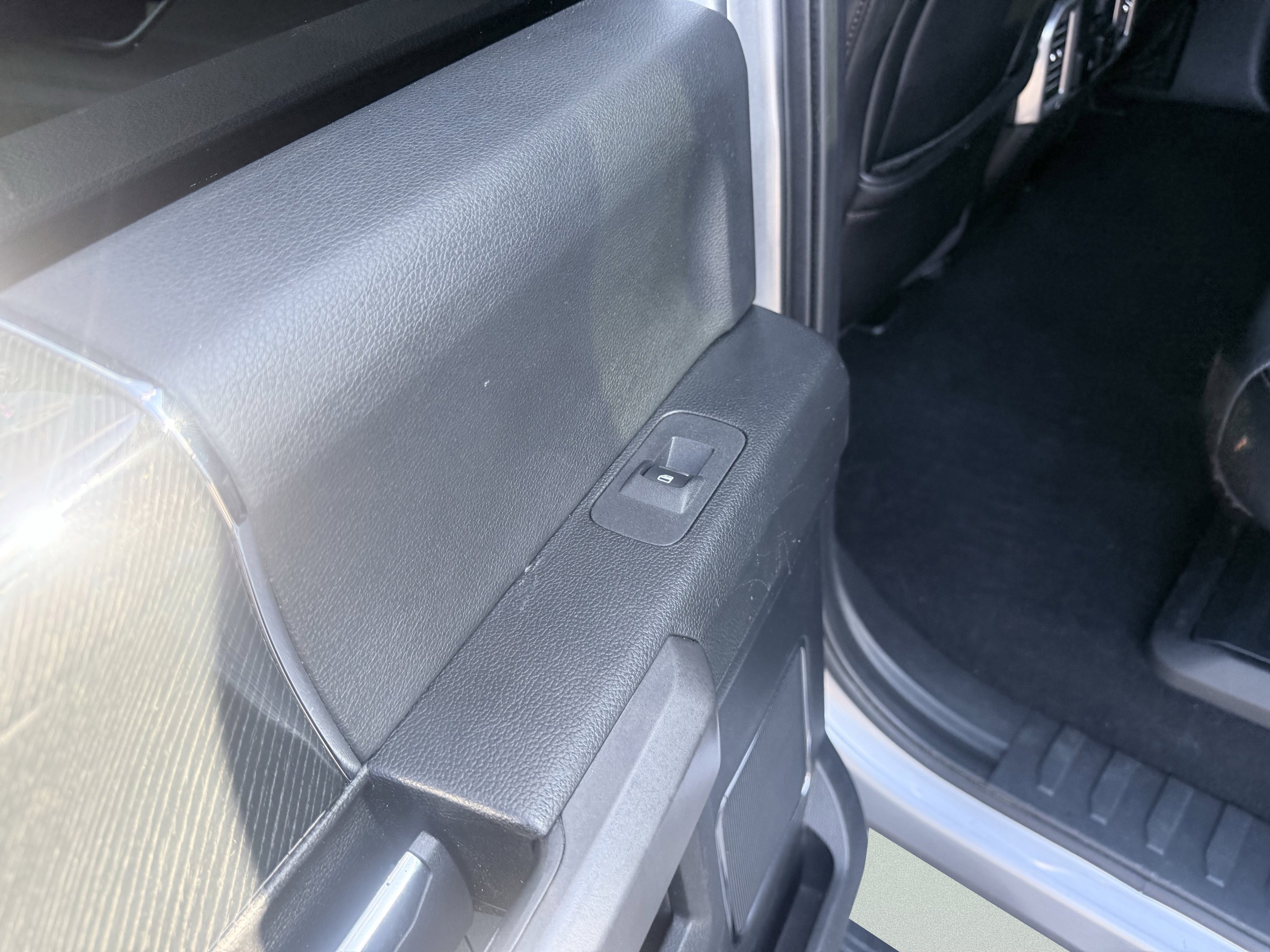 Used 2020 Ford F350 Platinum image 34