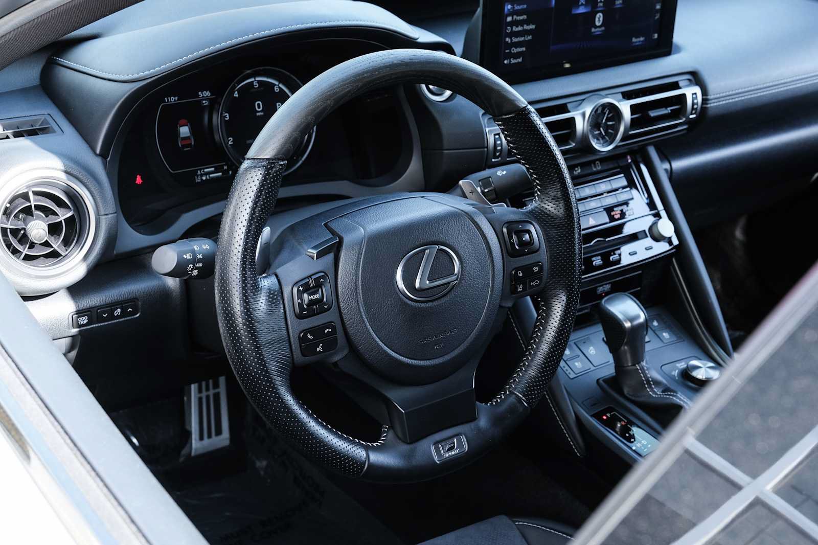 Used 2022 Lexus IS 500 RWD image 24