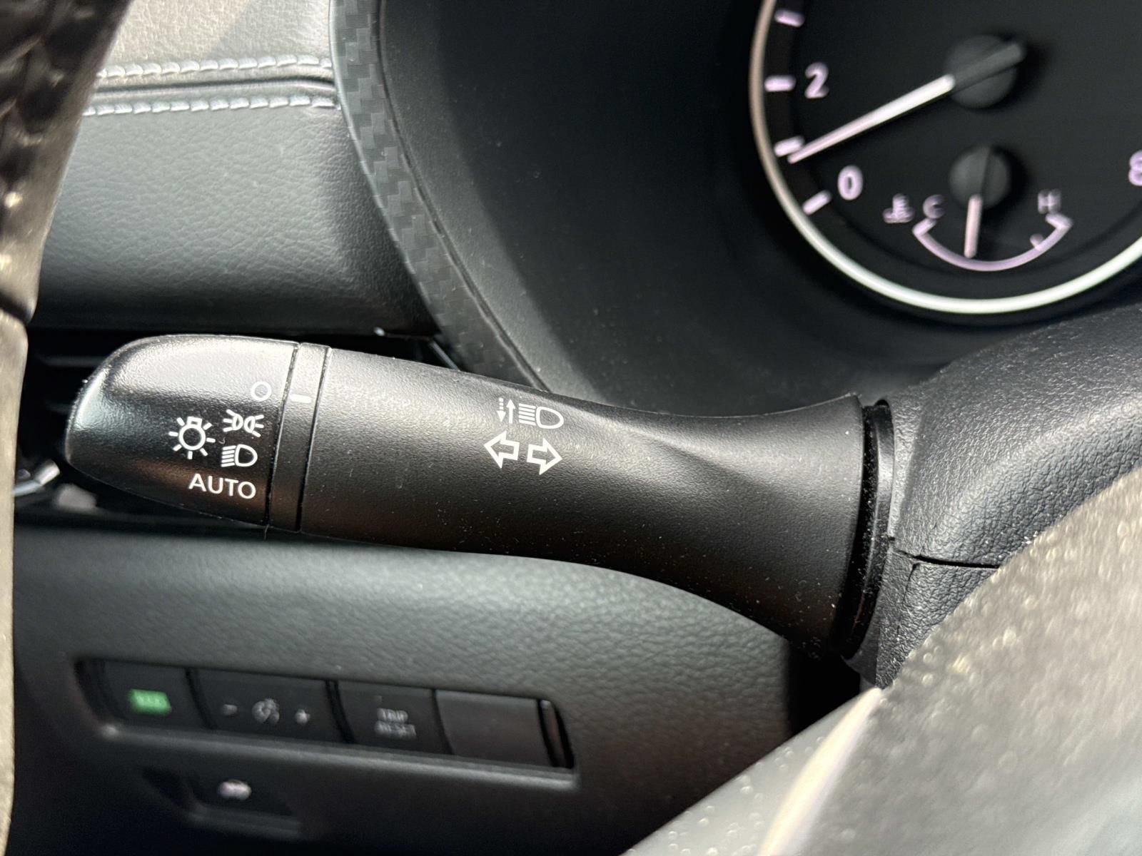 Used 2024 Nissan Sentra SV w/ All-Weather Package FWD image 16