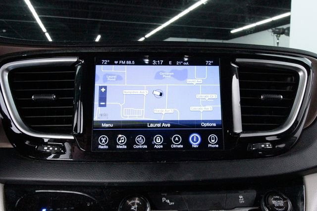 Used 2017 Chrysler Pacifica Touring-L Plus image 12